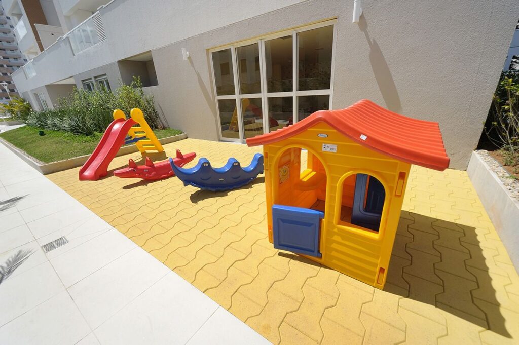 Playground - Scenario